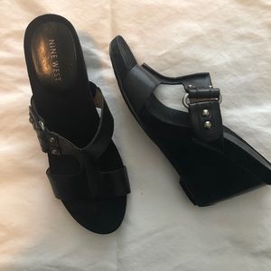 Ladies wedge heel sandals